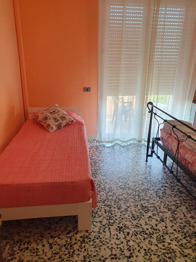 Andrea Affittacamere E B&B Solignano Nuovo Exterior photo