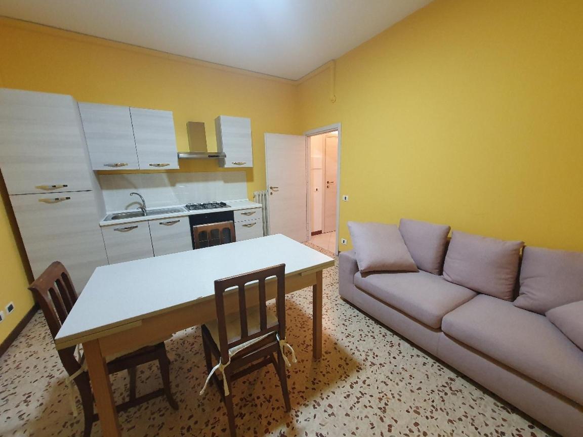 Andrea Affittacamere E B&B Solignano Nuovo Exterior photo